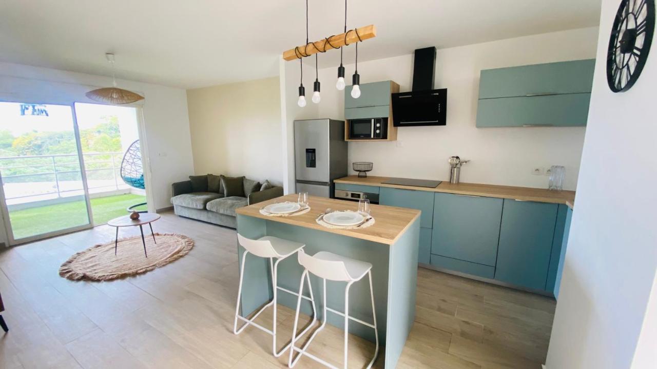 Appartement Ocean View Le Robert Exterior photo